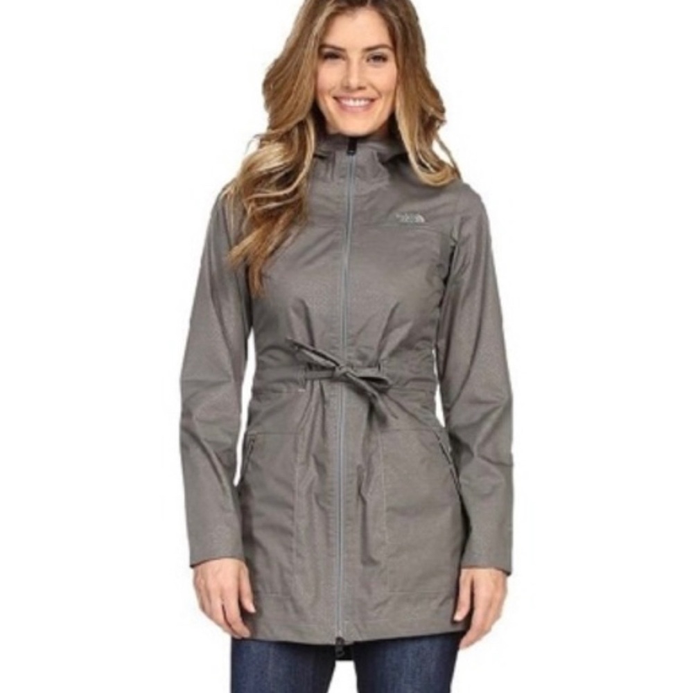 North Face Raincoat w/Belt